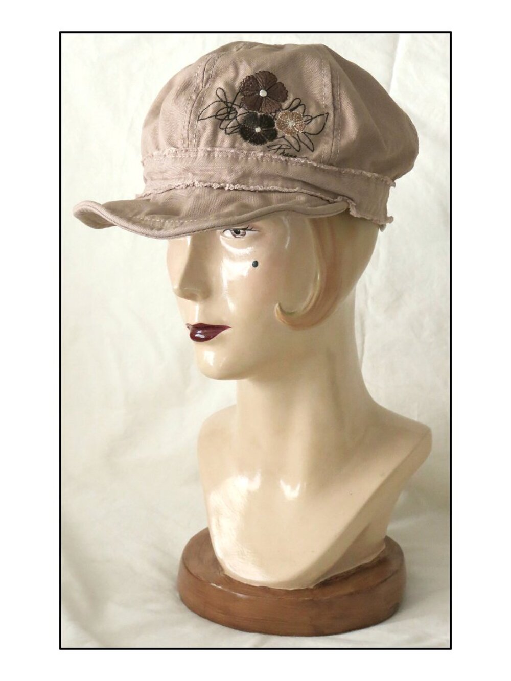 prAna Tan Cabbie Newsboy Hat Embroidered Flowers Wired Brim Washable Cotton OS